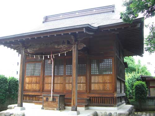 十二神社の拝殿
