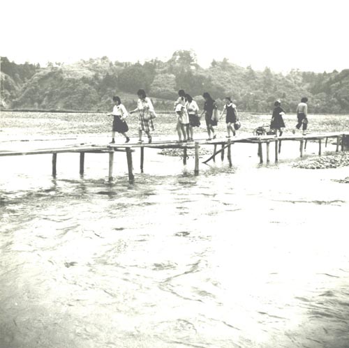 昭和29年当時の滝橋（榎本良三氏撮影）