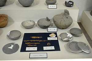 上丸川1号・2号古墳出土品 画像