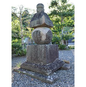 石造五輪塔 画像