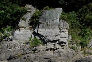 大川地蔵（磨崖仏） 画像
