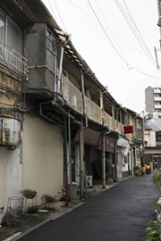 南長崎通りからみた路地 : 2021年~2022年まち歩きアルバム 南長崎