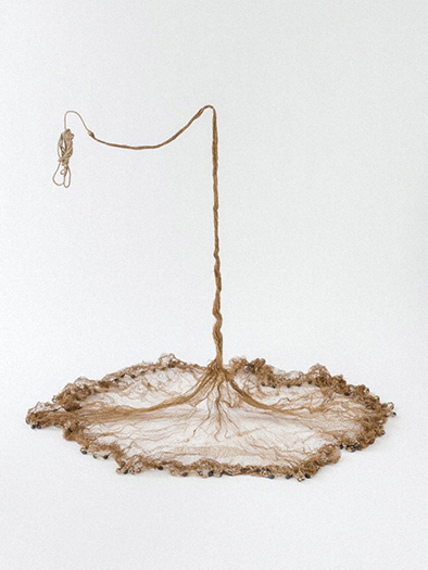 川漁の道具（投網）