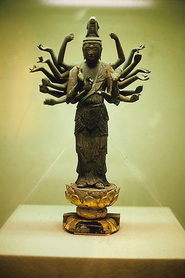 テキスト / 銅造准胝観音菩薩立像 Bronze Juntei-Kannon-Bosatsu Ryuuzou