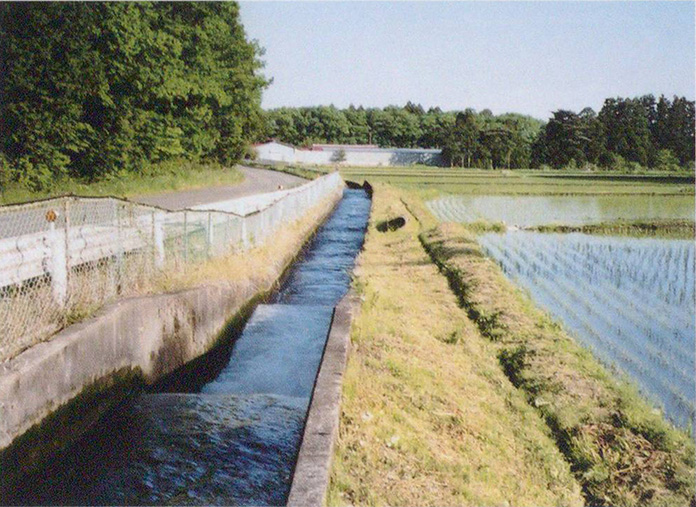 右上写真下流部の第一分水