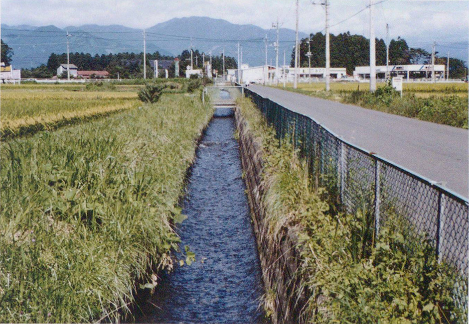 二区町を流れる第四分水西堀