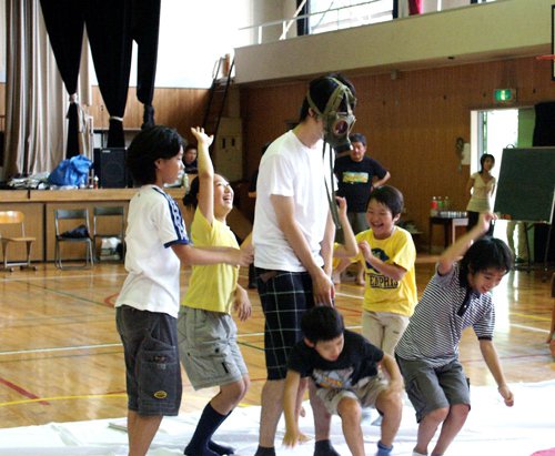 アート夏まつり＠旧千川小学校　子どもとつくる舞台「おもいで」ワークショップ風景