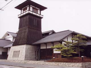 やかげ郷土美術館